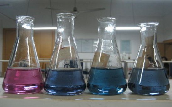 EDTA的配置及标定中为什么要分两次加入六甲基四氨溶液作用分别是什么