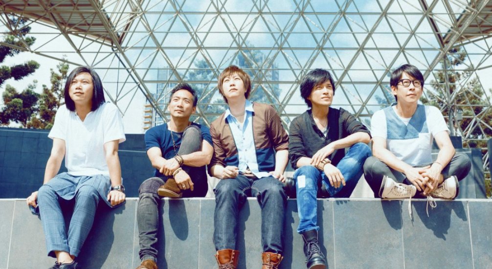 南瓜马车的午夜~~五月天的那首歌？