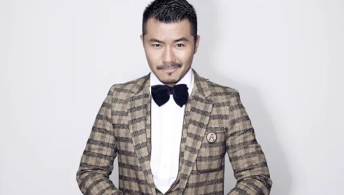 歌曲天使的翅膀原唱