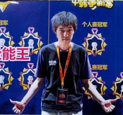 韩剑秋的出席媒体