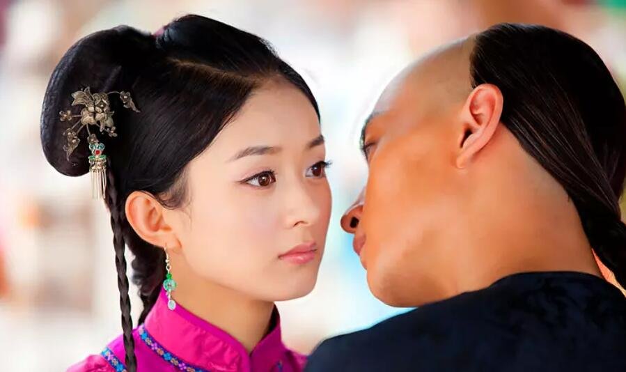 宫锁珠帘是什么故事背景？