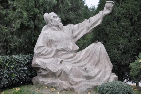 镜湖三百里，菡萏发荷花出自《子夜四十歌》哪一首