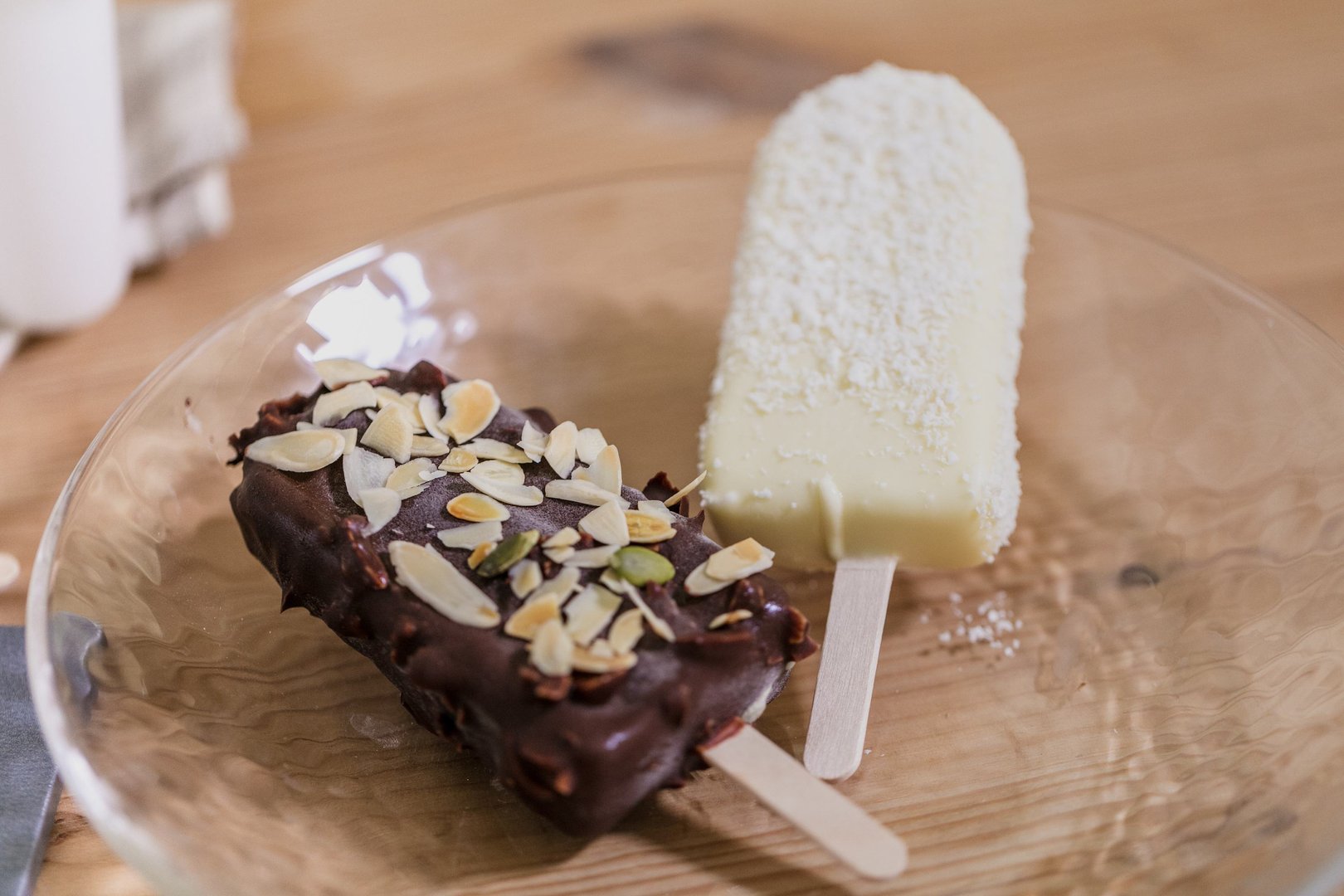 “雪糕刺客”大对比：价格相差88倍，谁在乖乖掏钱？