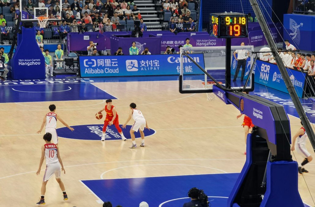 亚运会女篮半决赛赛程