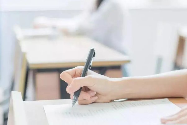 鼓字怎么造句简单