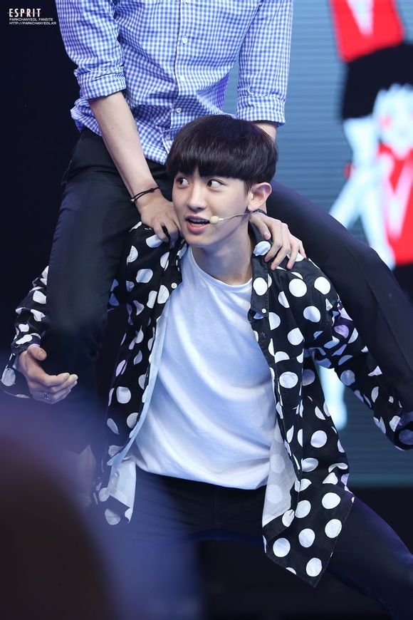 跪求2014一期快乐大本营exo----灿烈 图片【多发几张】