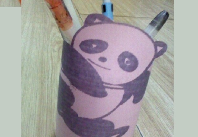如何用矿泉水瓶子做科技小制作？
