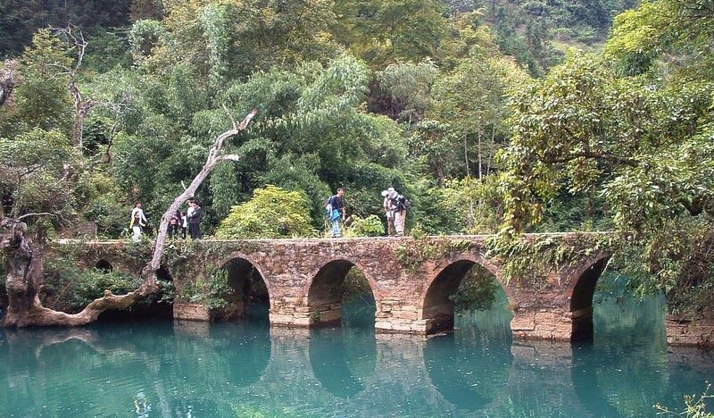 三个人的友谊，是不是总有一个是多余的？