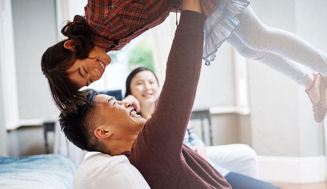 结婚6年没孩子，婆婆对儿媳一脸嫌弃，儿媳：棉花糖一样怎么生？你怎么看？