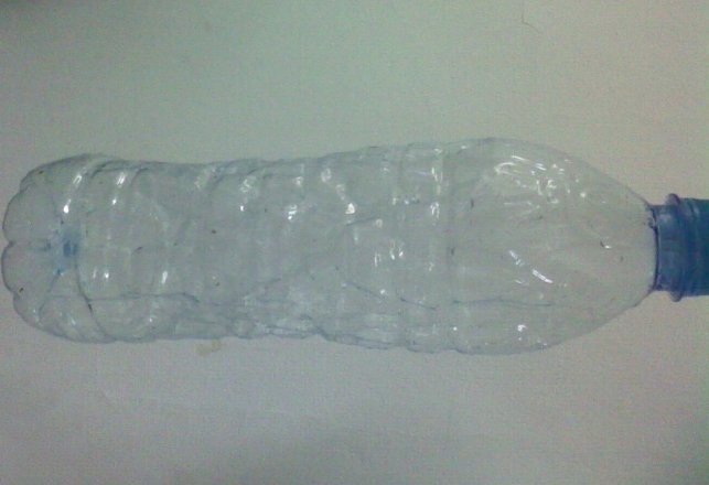 如何用矿泉水瓶子做科技小制作？