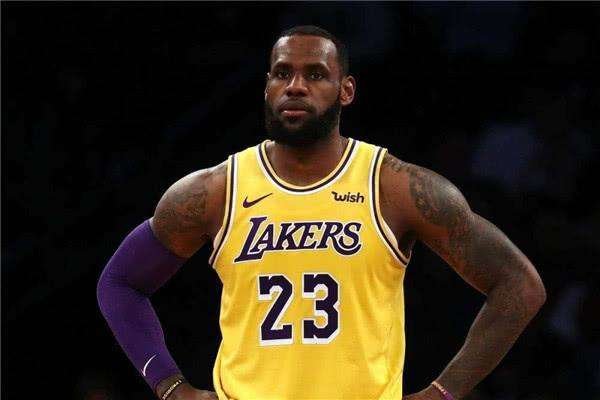 奥巴马社媒祝贺詹姆斯夺冠，这是一种怎样的殊荣？