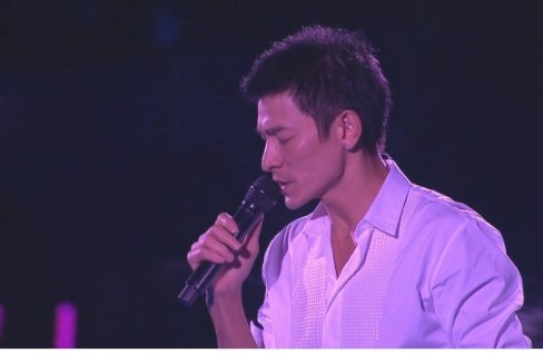 《爱你一万年》歌词是什么？