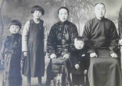 亲人 亲属 家属 亲戚的差别？