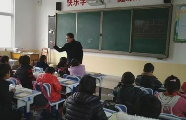 拆东墙补西墙是什么意思
