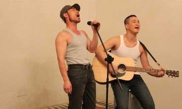 旭日阳刚的与《春天里》