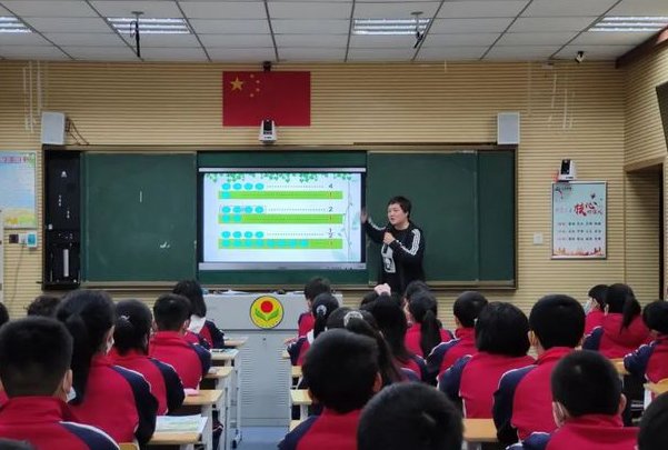 《花儿为什么这样红》教案