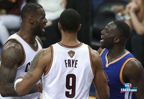 NBA球员大战梅威瑟，詹姆斯最多坚持10秒，谁能击