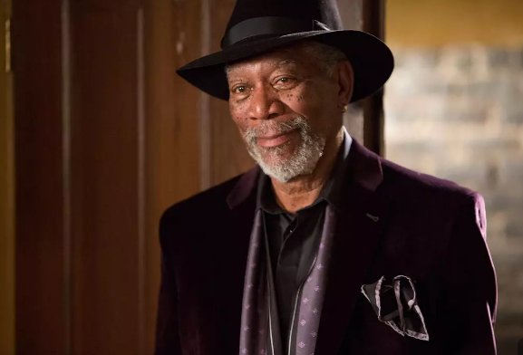 魔术系列电影：《惊天魔盗团》剧情烧脑到不行，有怎样的评价？