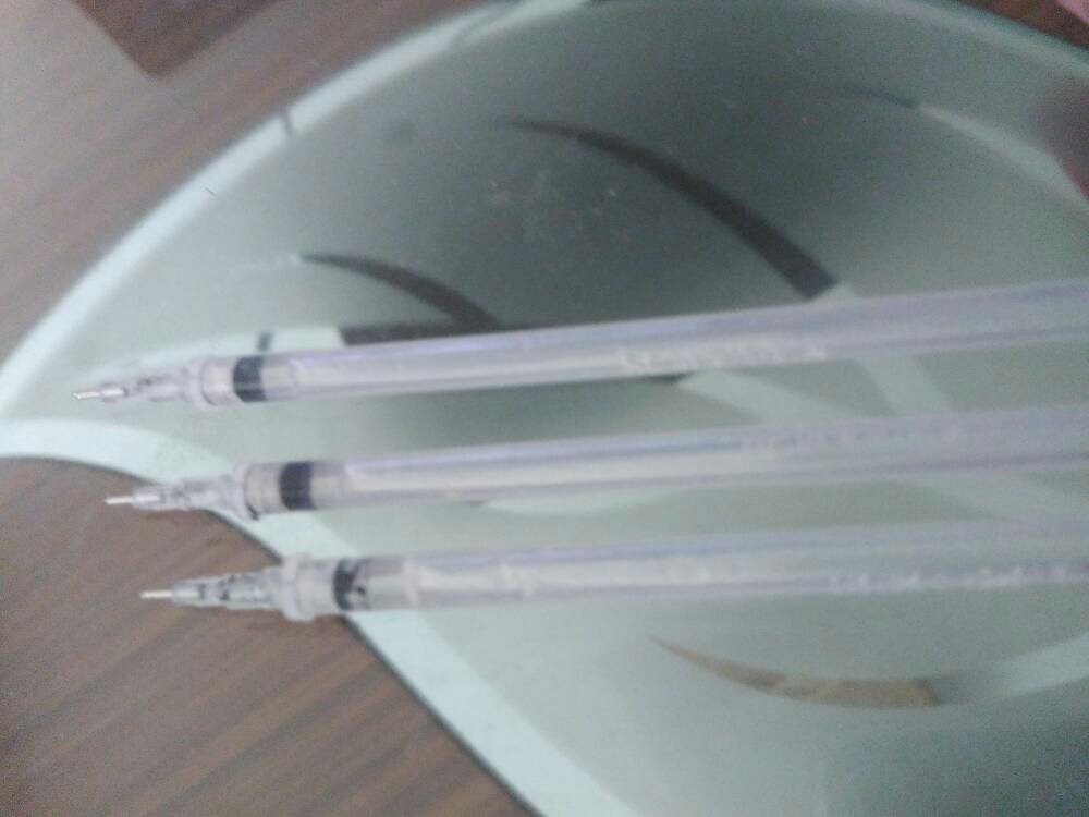 180根空笔芯引发全网共鸣，空笔芯给你留下过怎样的回忆？