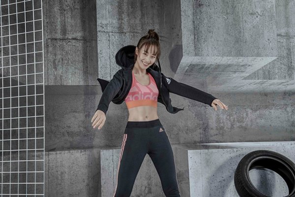 蓝盈莹方回应与曹骏复合传闻,粉丝如何客观看待?