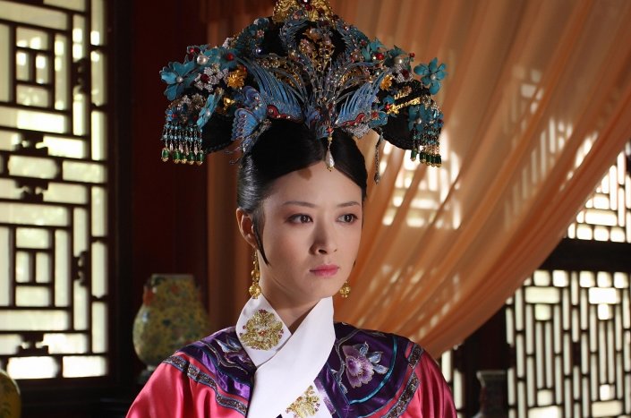 华妃变成华贵妃是哪一集甄嬛传