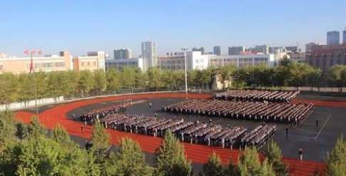 石河子高中排名？