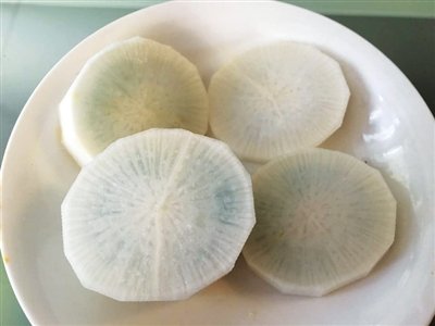 萝卜为什么会变蓝?还能吃吗?