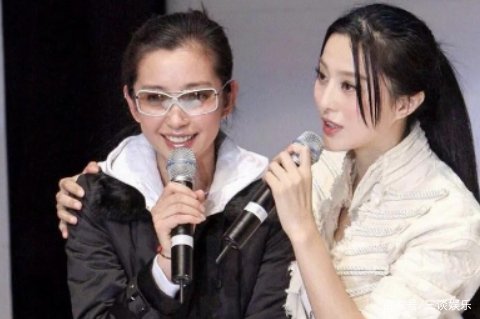 李冰冰发文怒怼成龙，想念范冰冰就去见她，他们俩发生什么了？