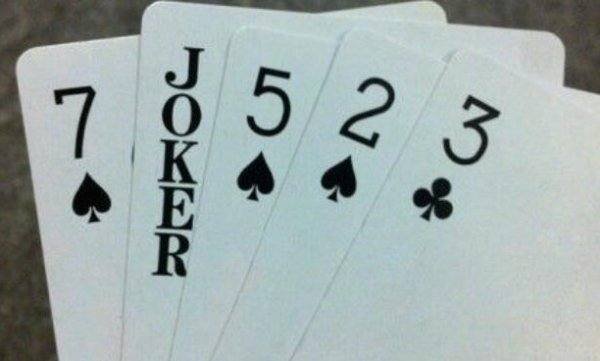 五张牌的游戏规则是什么？