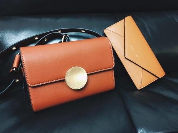 ck和小ck是一个品牌吗？