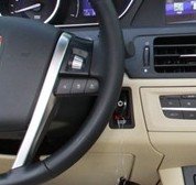 汽车折叠遥控一体的钥匙和智能卡的区别是什么?