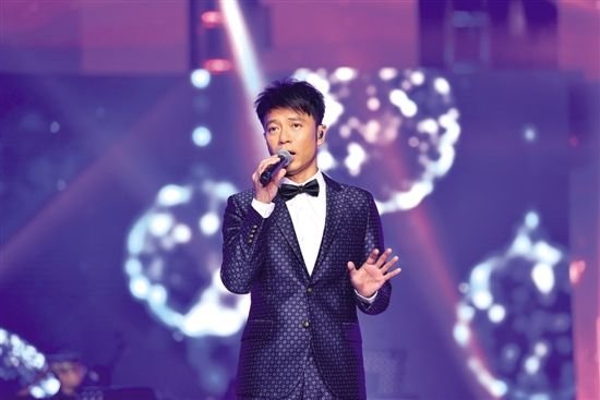 “命运总是颠沛流离”是哪首粤语歌里的歌词