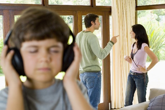 父母和我的三观不一样，我该怎么办？