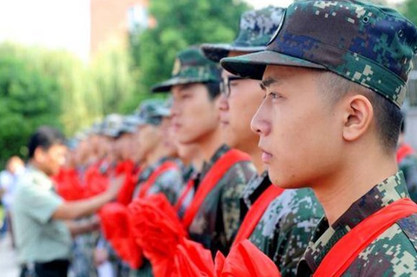 祝福当兵的人前程短句