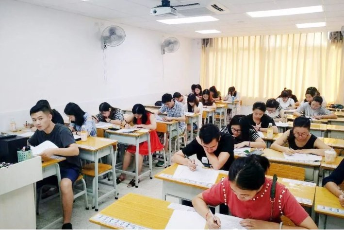 审核员证书怎么考