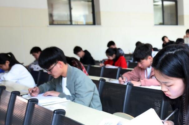 2022年高考考试时间安排表