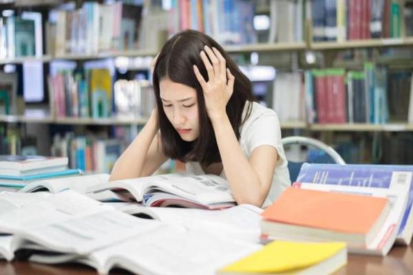 金融理财师资格证好考吗