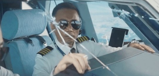 四川8633真实备降录音，民航史上的奇迹，当时到底发生了什么？