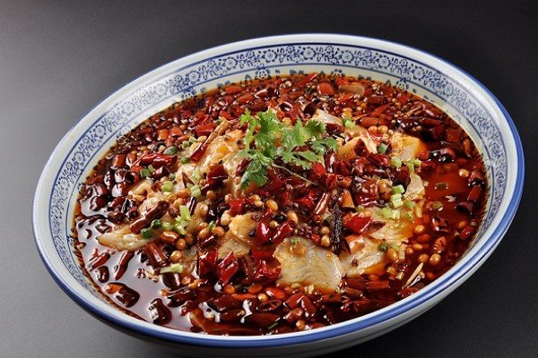 柴火鸡加盟哪家好？华飞餐饮总部加盟优势有什么？