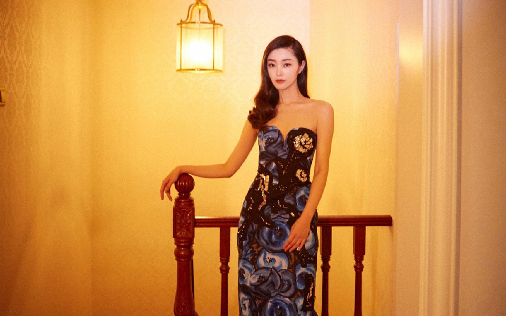 与郭麒麟官宣结婚，深夜公开表白：我们永远在一起！你怎么看？