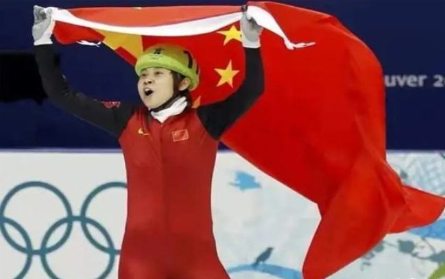 王濛说自己是场外吉祥物濛墩墩，她为何会这么说？