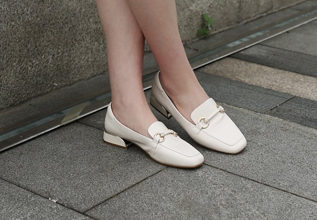 gnc鞋是什么牌子