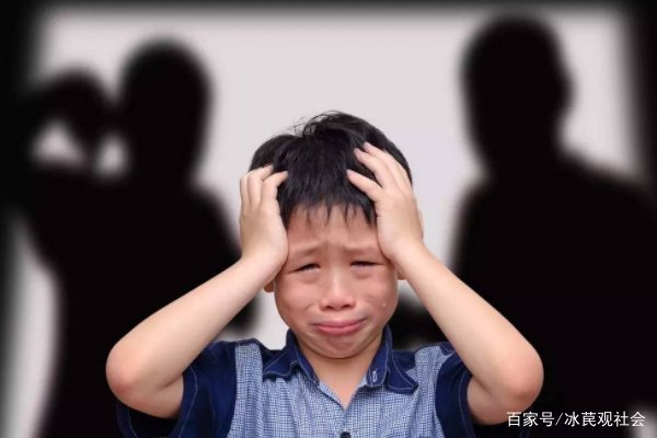 湖南益阳，老人将两孙子打进ICU，这名老人为何会做出这样的举动？