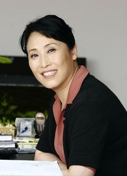 石永怡的个人简介