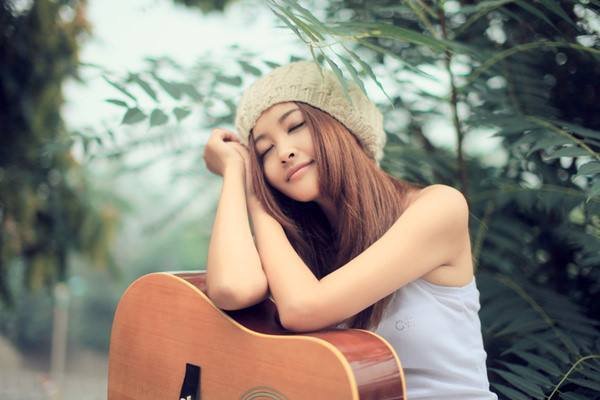 为什么说因为感动在一起的感情走不远？