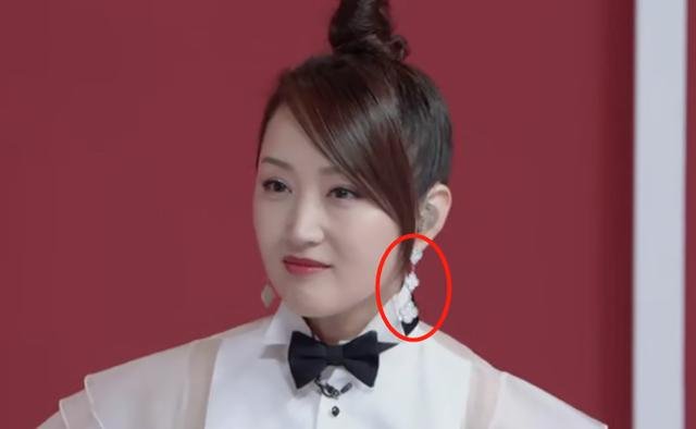 姐姐2杨钰莹耳环价值36万，她究竟有多“壕”？