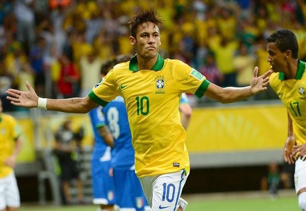 内马尔国家队球衣到底是多少号？