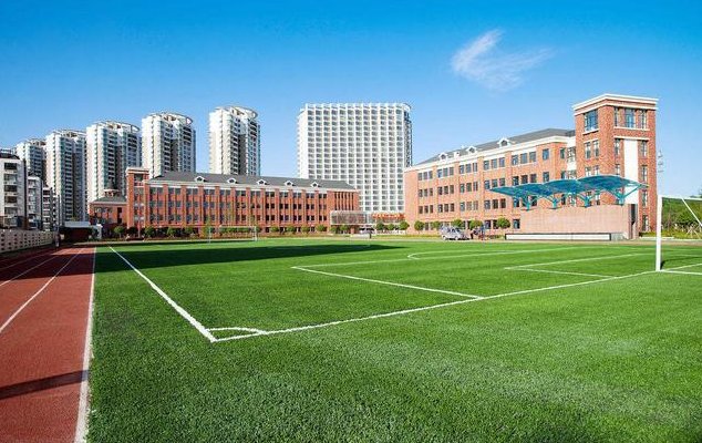 玉林创新中学好吗?