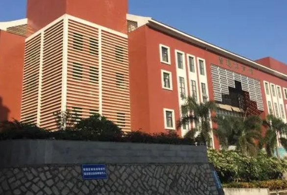 厦门十中和灌口中学哪个好