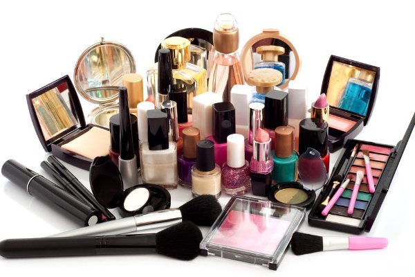 进口化妆品价格几乎腰斩